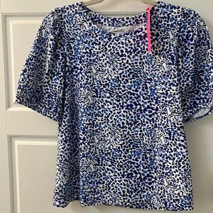 NWT Lilly Pulitzer top in fun animal print sz M